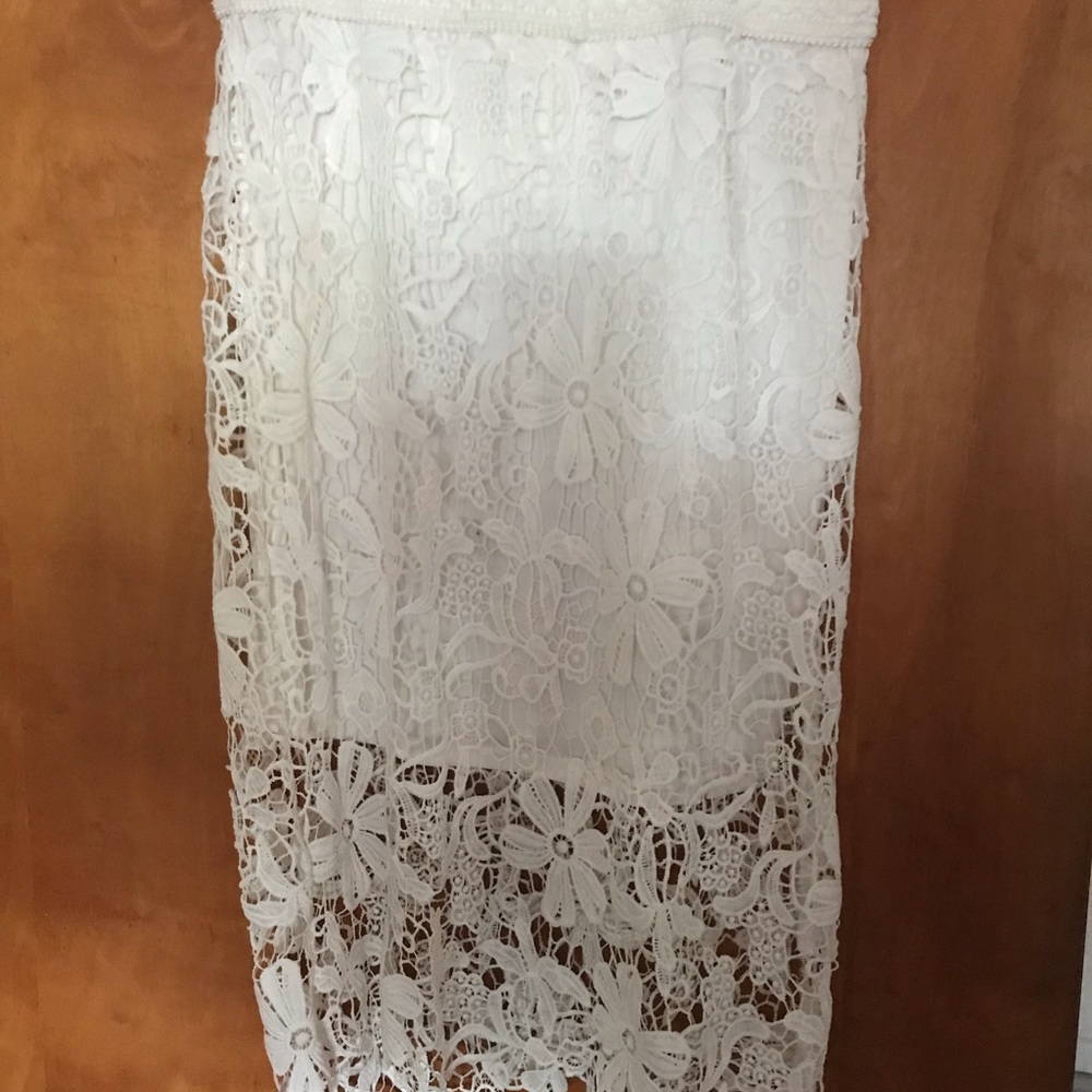 Women’s White Lace Crochet Skirt Knee Length M